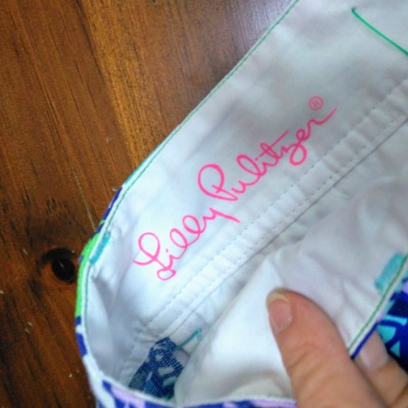 Lilly Pulitzer callahan shorts cattitude cat blue gteen Size 0 - Picture 4 of 5
